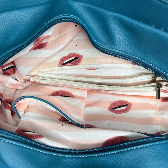 Teal cute purse - Picture 2 of 2